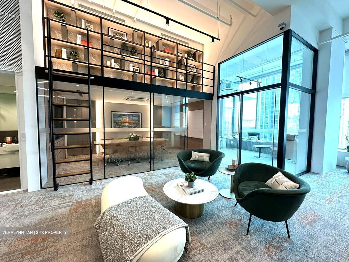 Arc 380 (D8), Office #451310431